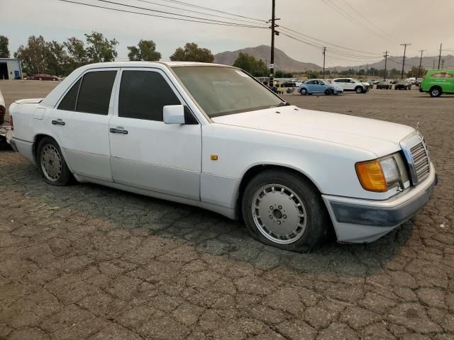 1991 Mercedes-Benz 300 E