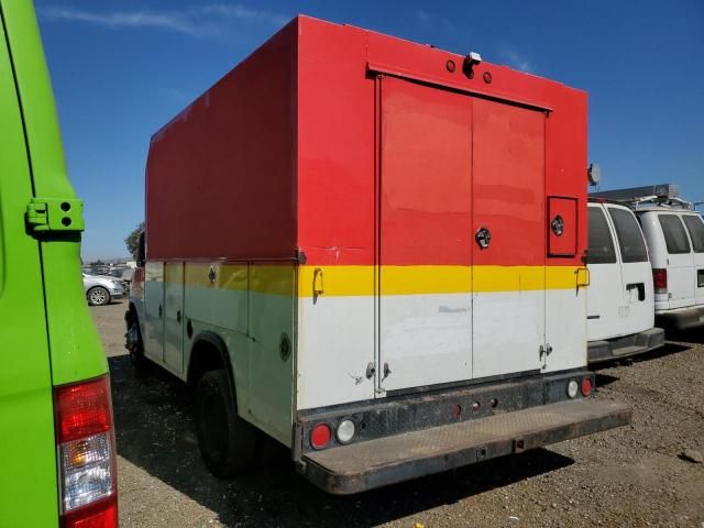 2005 GMC Savana Cutaway G3500