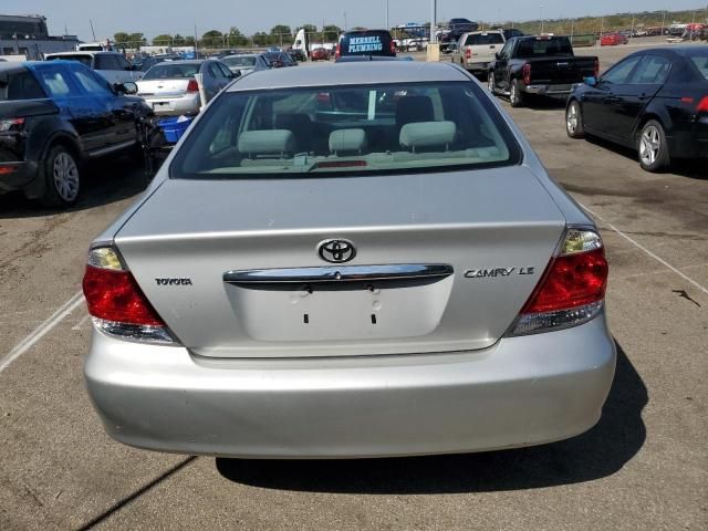 2005 Toyota Camry LE