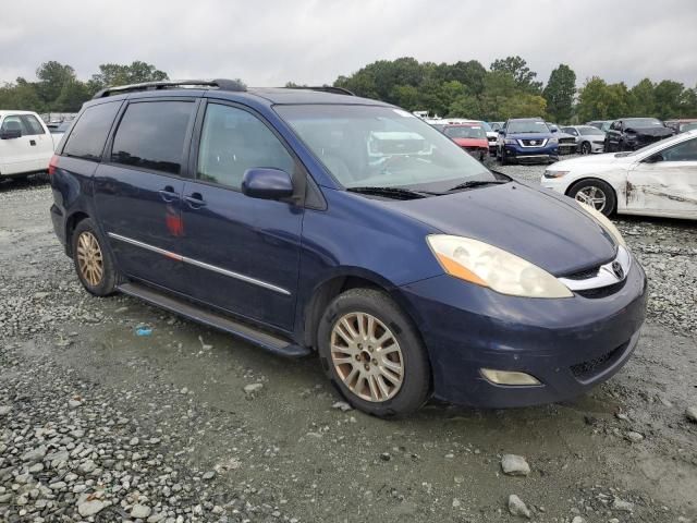 2007 Toyota Sienna XLE