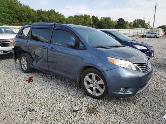 2015 Toyota Sienna LE