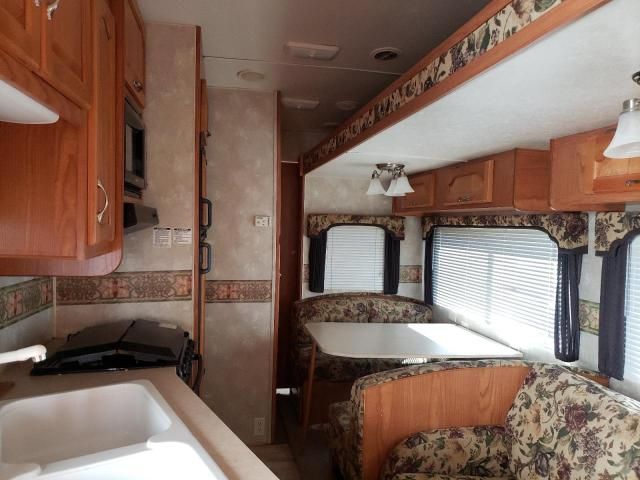 2004 Coachmen TL