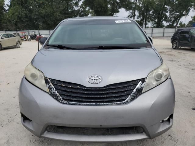 2011 Toyota Sienna LE