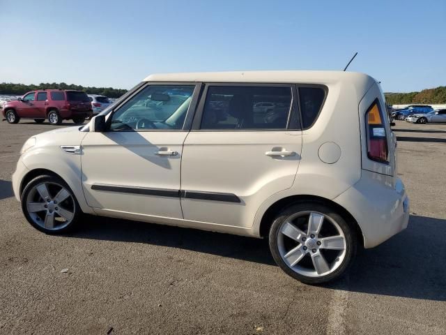 2011 KIA Soul +