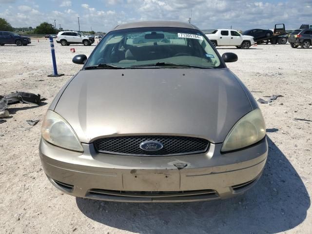 2005 Ford Taurus SE