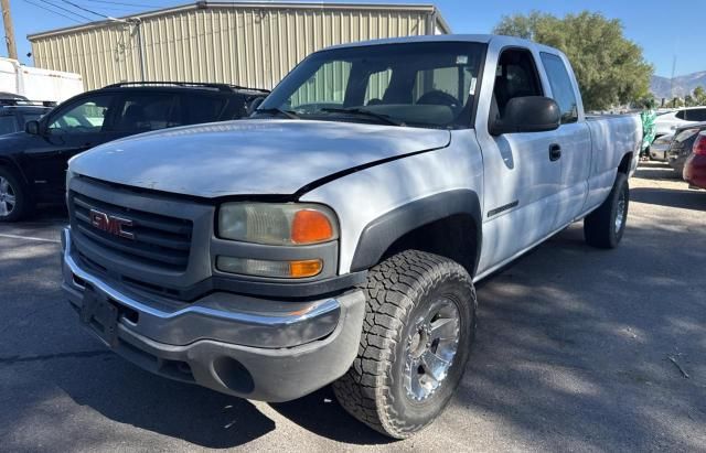 2004 GMC Sierra K2500 Heavy Duty