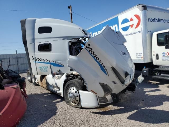 2021 Volvo VN VNL