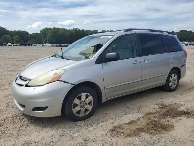 2006 Toyota Sienna CE