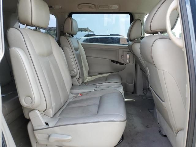 2011 Nissan Quest S