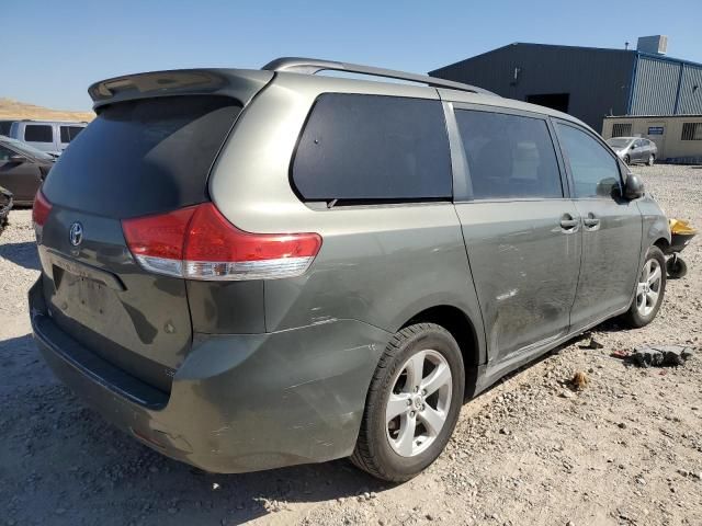 2011 Toyota Sienna LE