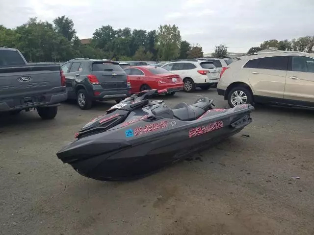 2023 Seadoo RXT300