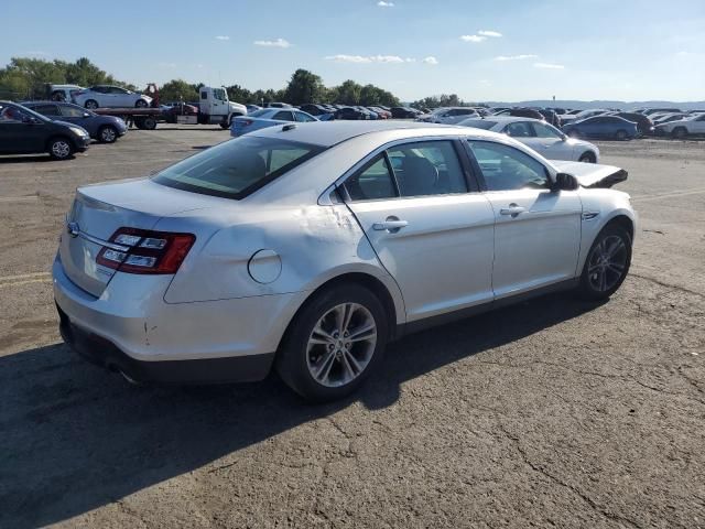 2018 Ford Taurus SE