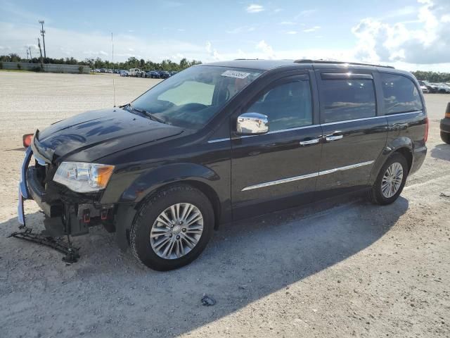 2016 Chrysler Town & Country Touring L