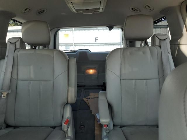 2008 Chrysler Town & Country Touring