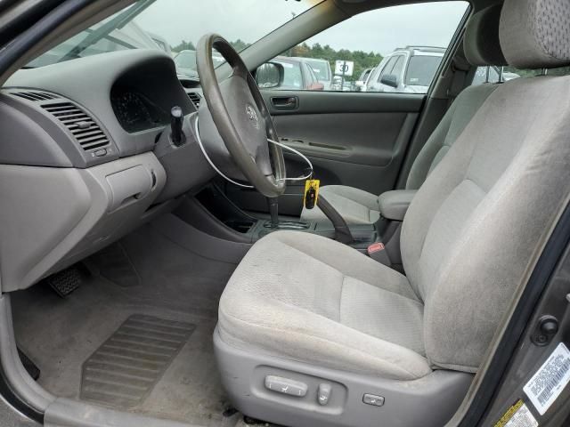 2004 Toyota Camry LE