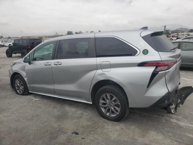 2021 Toyota Sienna LE