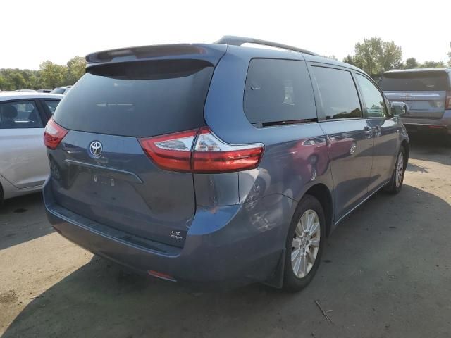 2016 Toyota Sienna LE