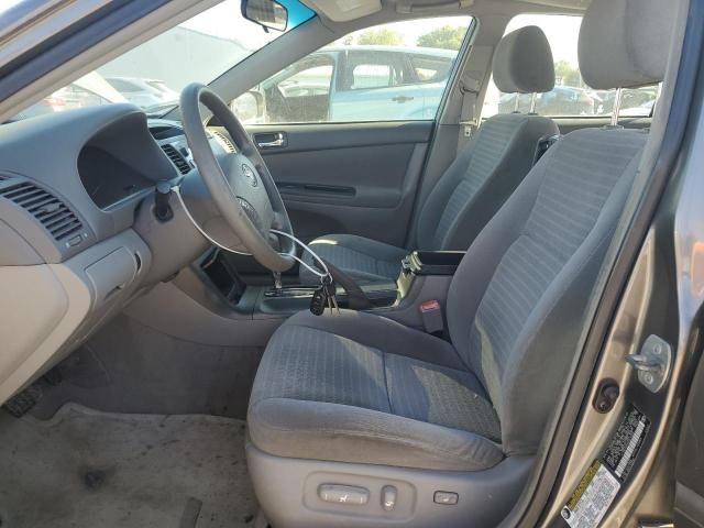 2005 Toyota Camry LE