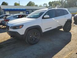 Jeep salvage cars for sale: 2019 Jeep Cherokee Latitude