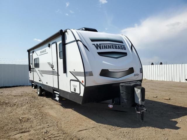 2022 Winnebago Minnie