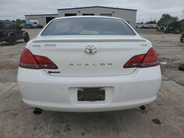 2008 Toyota Avalon XL