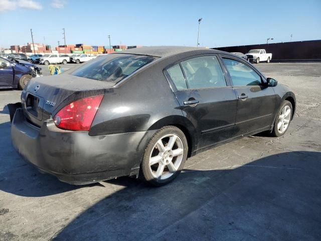 2004 Nissan Maxima SE