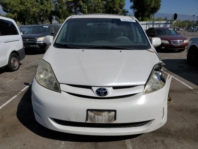 2007 Toyota Sienna XLE