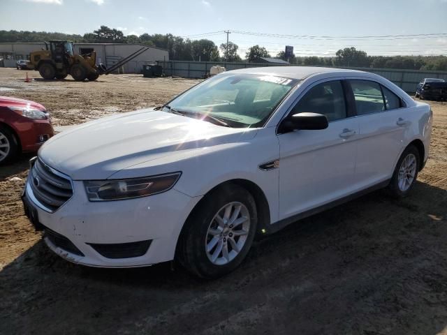 2015 Ford Taurus SE