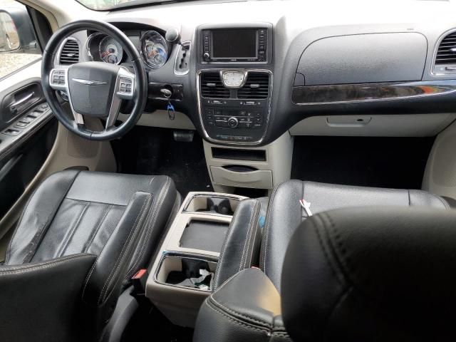 2012 Chrysler Town & Country Touring