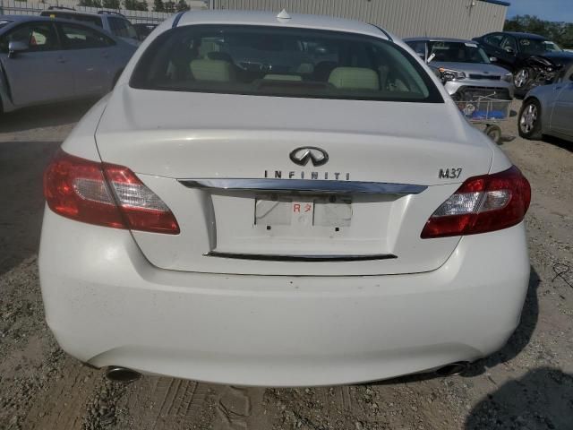 2012 Infiniti M37