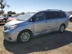 2016 Toyota Sienna XLE