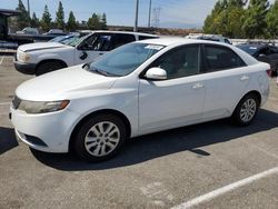 KIA Vehiculos salvage en venta: 2012 KIA Forte EX