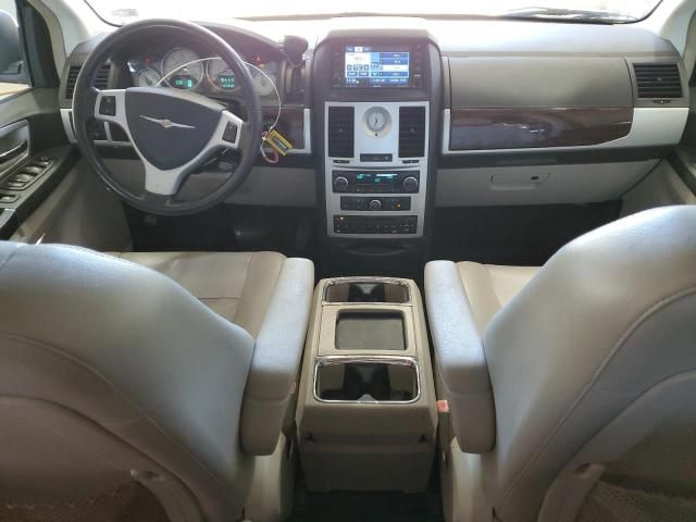 2010 Chrysler Town & Country Touring Plus