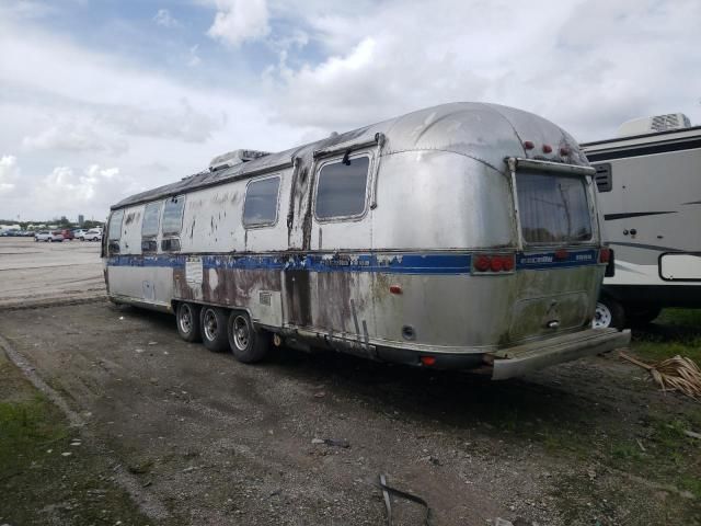 1990 Airstream Travel Trailer