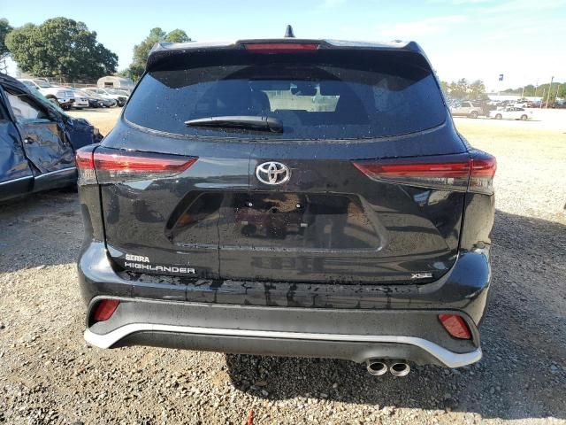 2024 Toyota Highlander LE