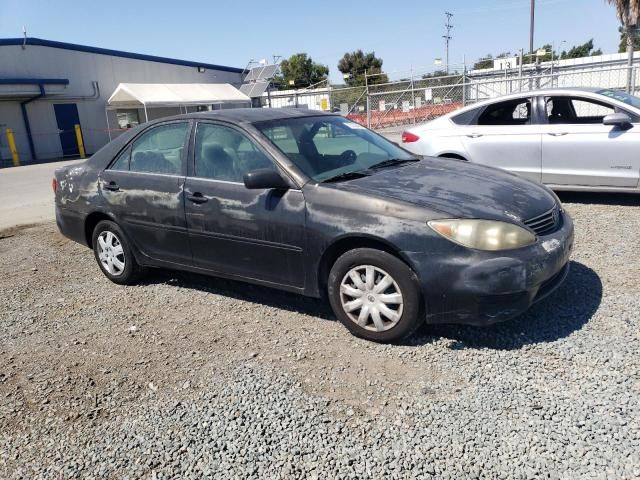 2005 Toyota Camry LE