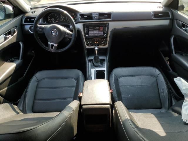 2012 Volkswagen Passat SE