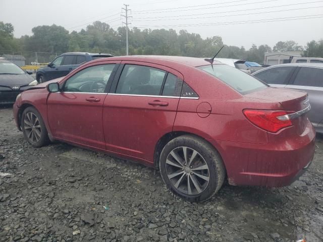 2013 Chrysler 200 Limited