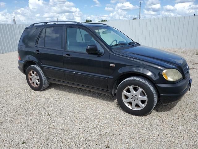 2000 Mercedes-Benz ML 430