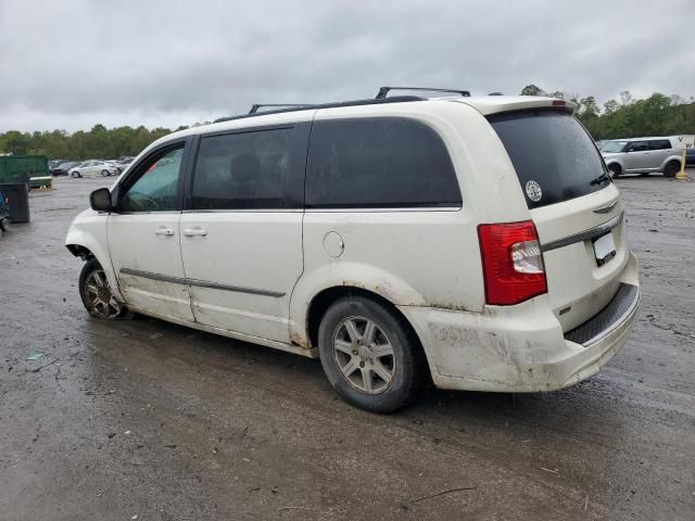 2012 Chrysler Town & Country Touring L