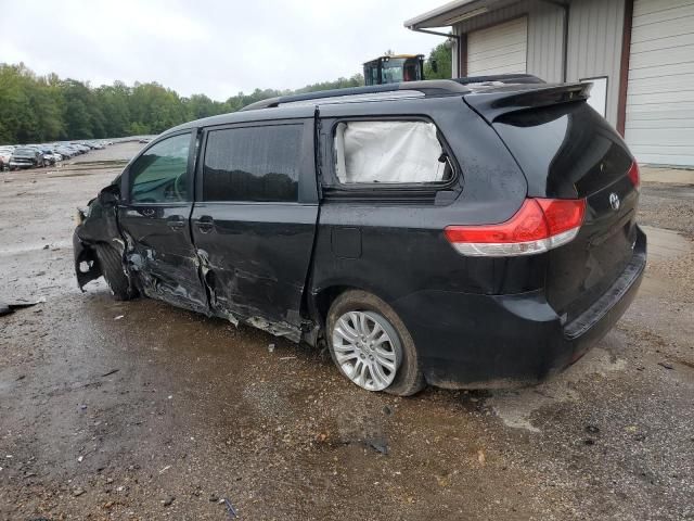 2011 Toyota Sienna XLE