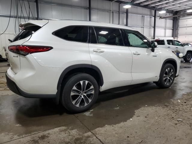 2020 Toyota Highlander Hybrid XLE