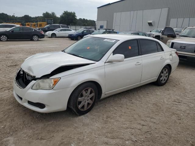 2010 Toyota Avalon XL