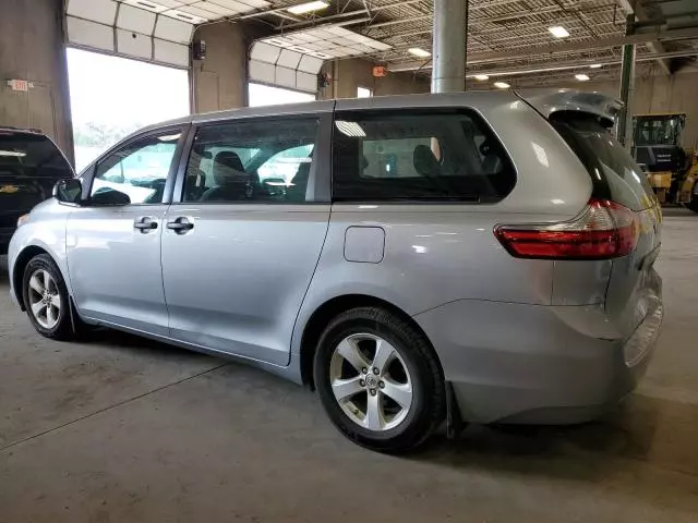 2017 Toyota Sienna