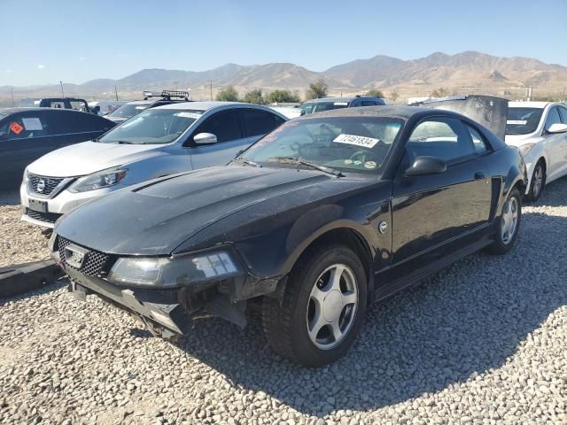 2004 Ford Mustang