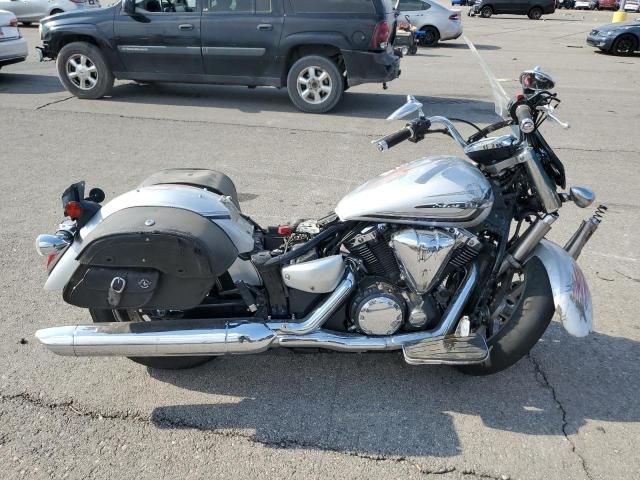 2015 Yamaha XVS1300 A