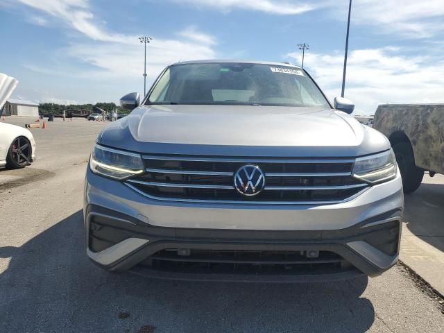 2022 Volkswagen Tiguan SE