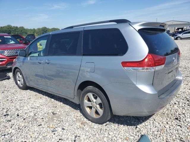 2011 Toyota Sienna LE