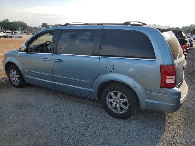 2010 Chrysler Town & Country Touring