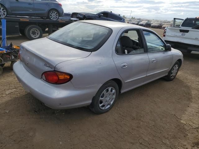 1999 Hyundai Elantra Base